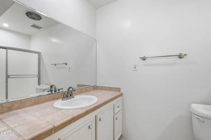 2386 E Del Mar Boulevard #220 photo 16