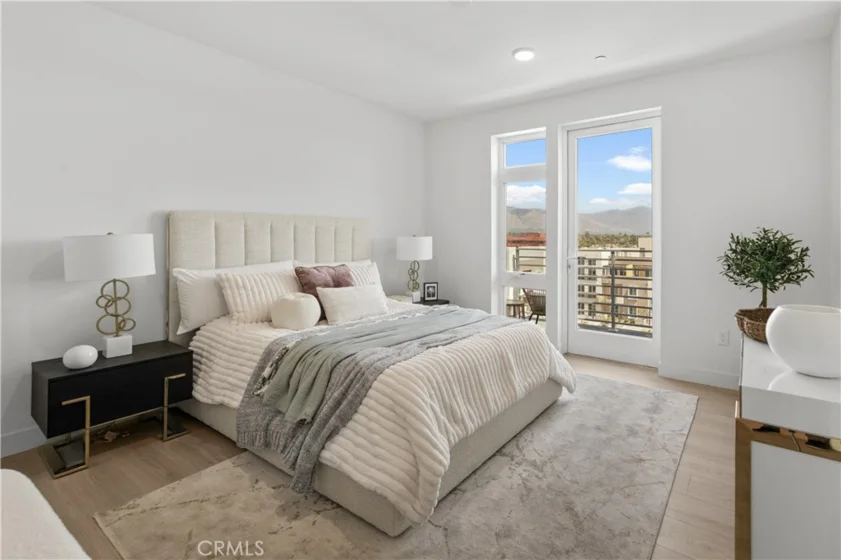 168 S Monterey Street #506 photo 23