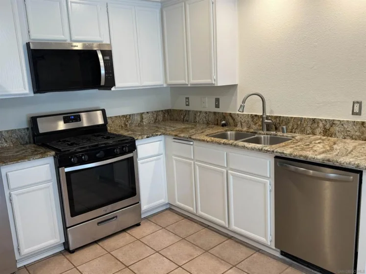 10873 Caravelle Place photo 4