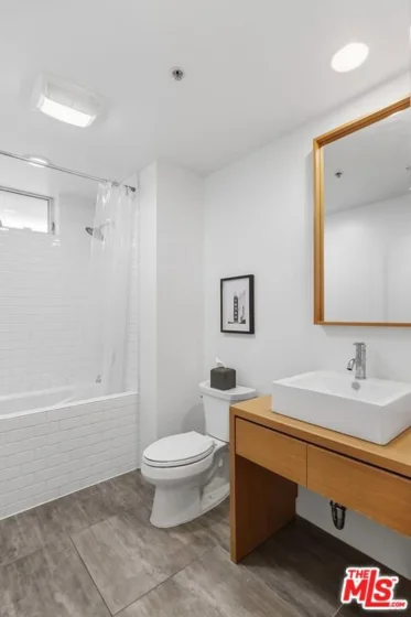 5806 Waring Avenue #14 photo 24