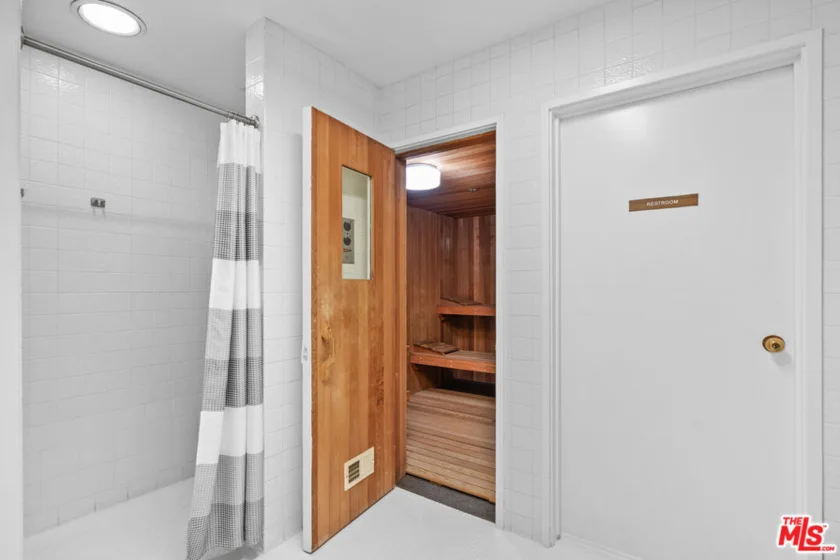 10750 Wilshire Boulevard #401 photo 33