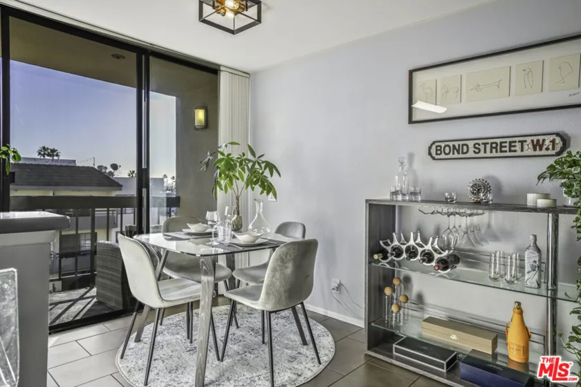 7320 Hawthorn Avenue #315 photo 13