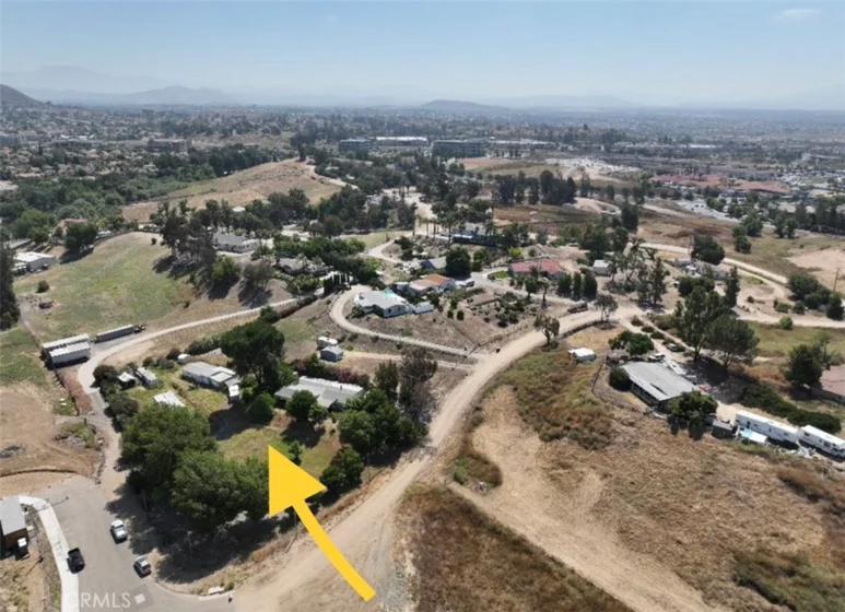 25180 Catalina Street photo 3