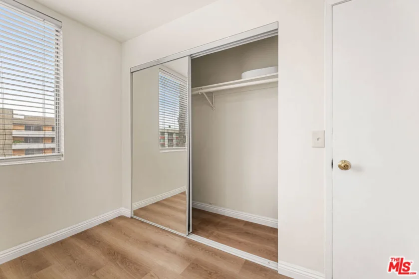 210 S La Fayette Park Place #314 photo 5