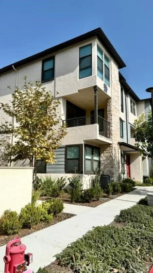 2943 W Lincoln Ave., Unit #1 photo 1