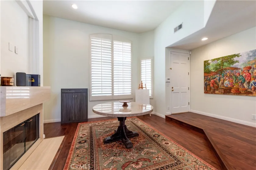 813 N Martel Avenue #2 photo 20