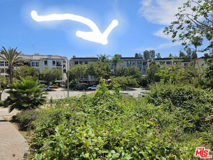 6150 Buckingham #311 photo 1