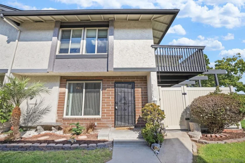 273 Rancho Court #C photo 1