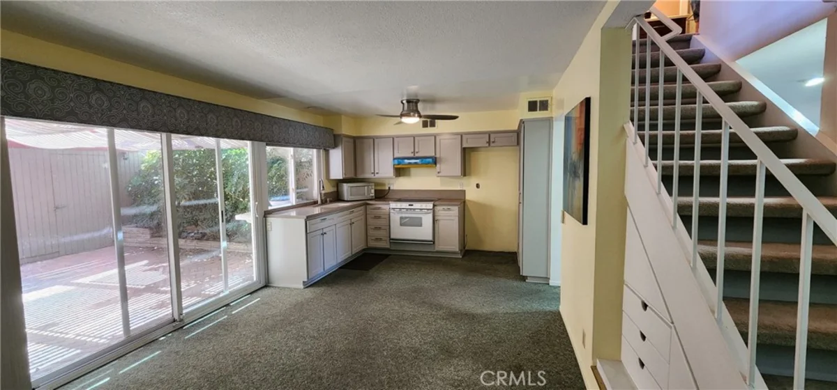 4042 Orange Avenue photo 10