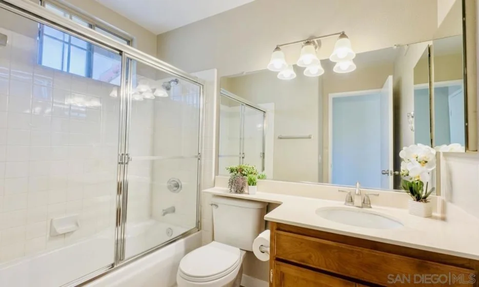 10911 Creekbridge Place photo 7