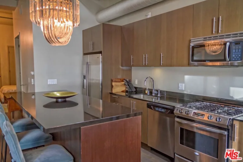 1645 Vine Street #303 photo 12