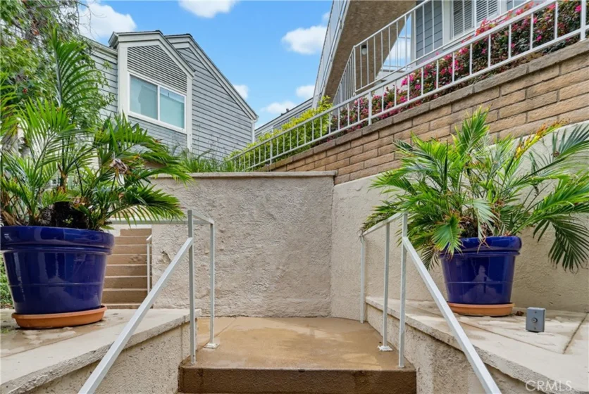 628 Daisy Avenue #222 photo 33