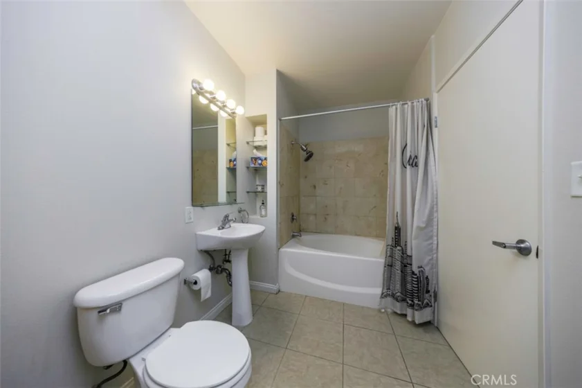 388 E Ocean Boulevard #1415 photo 12