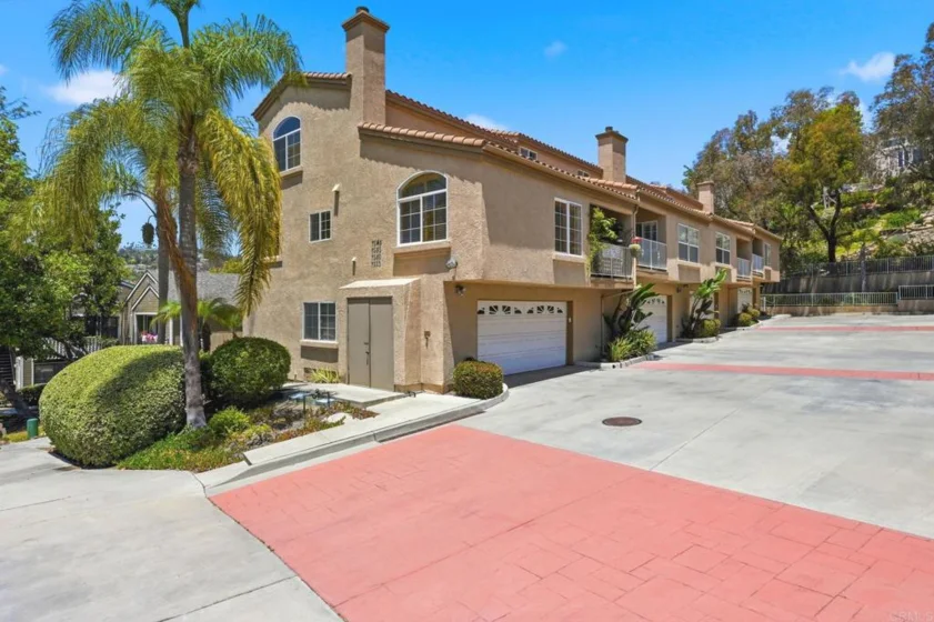 7548 Romeria Street photo 7