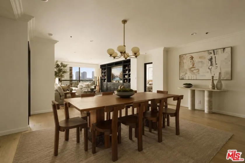10724 Wilshire Boulevard #803 photo 2