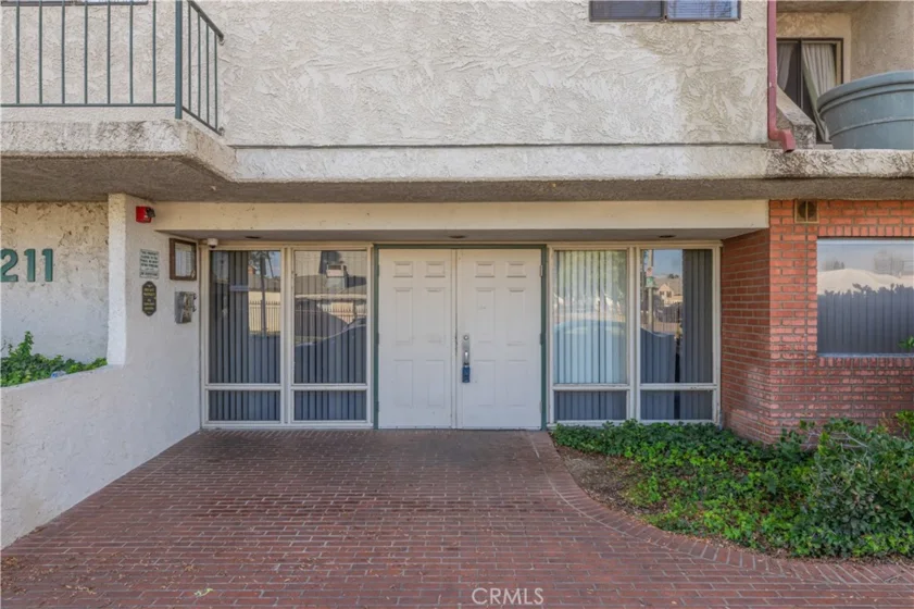 7211 Cozycroft #19 photo 29