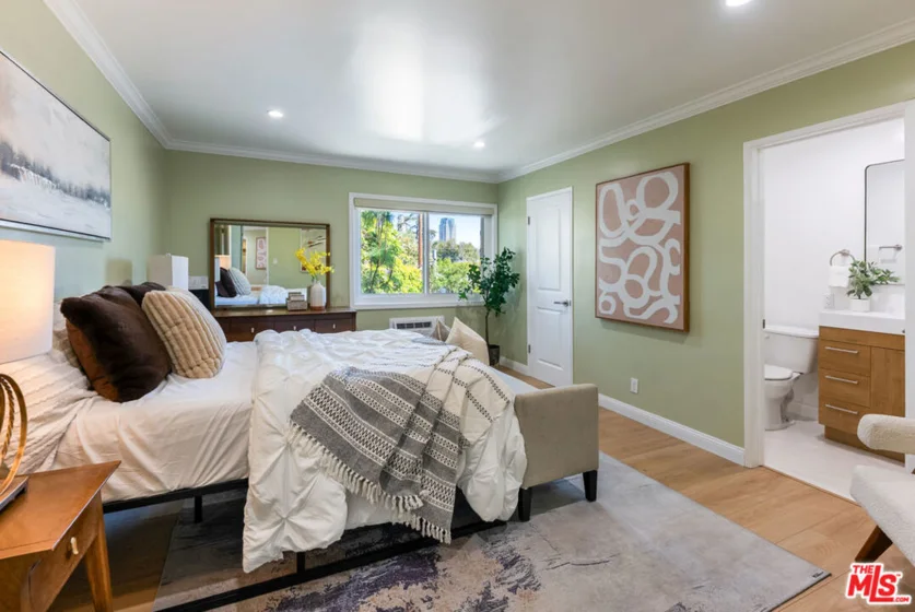 1831 Prosser Avenue #307 photo 12