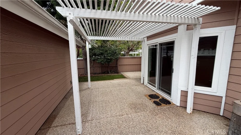 254 Monroe photo 24