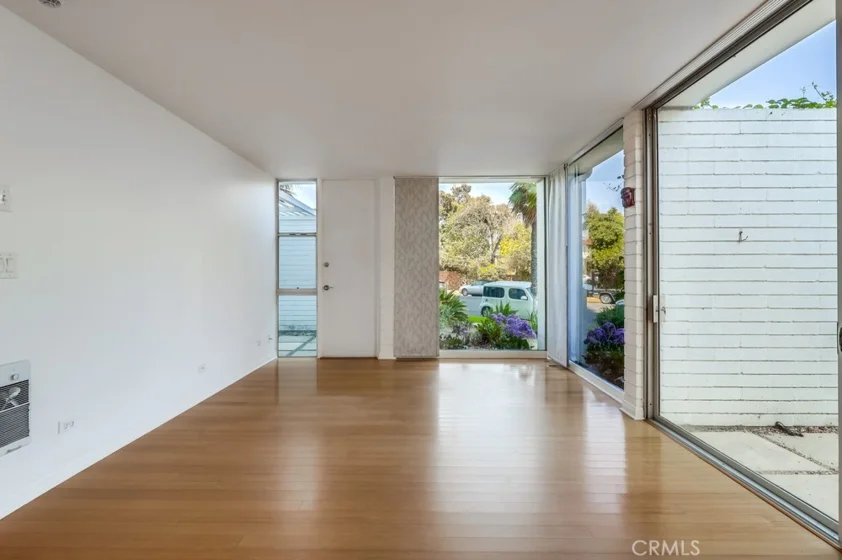 2999 E Ocean Boulevard #120 photo 8
