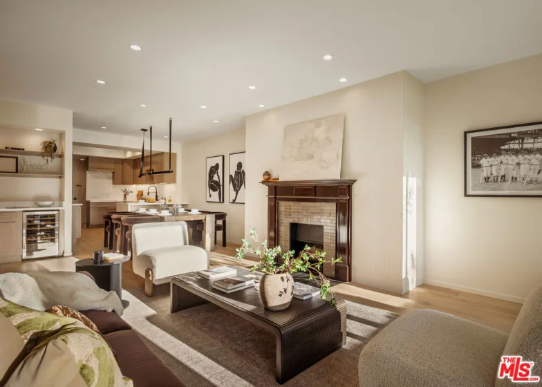 10551 Wilshire Boulevard #403 photo 13