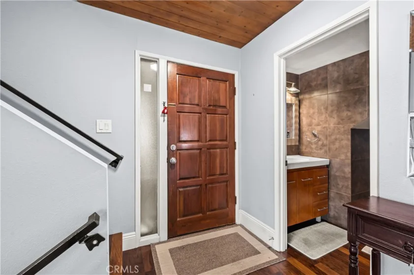 1022 S Marengo #5 photo 4