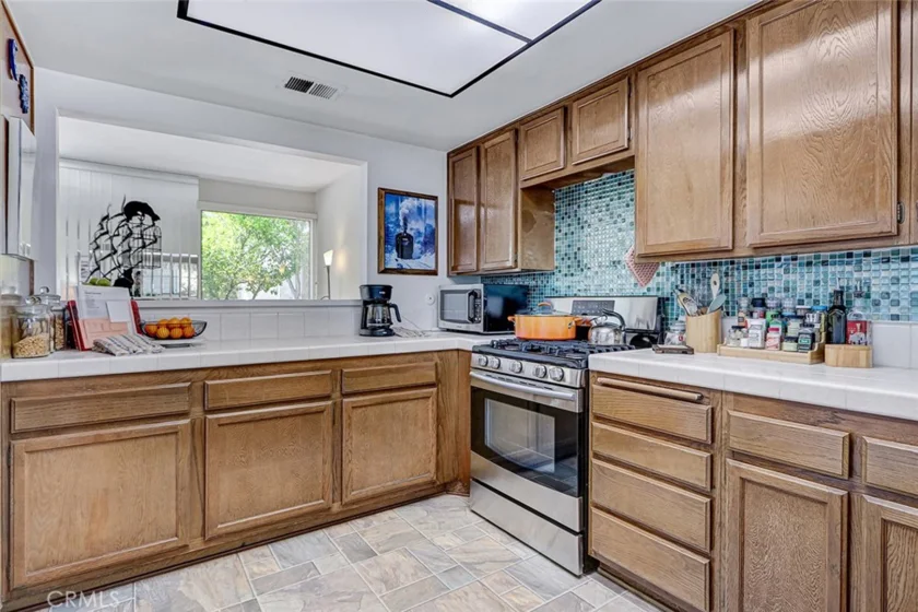 1150 W Capitol Drive #82 photo 5