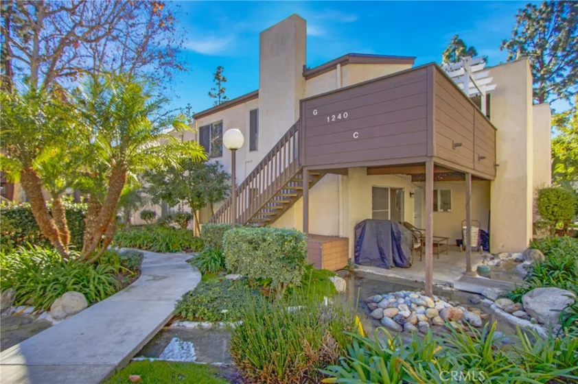 1240 Cabrillo Park Drive #G photo 1