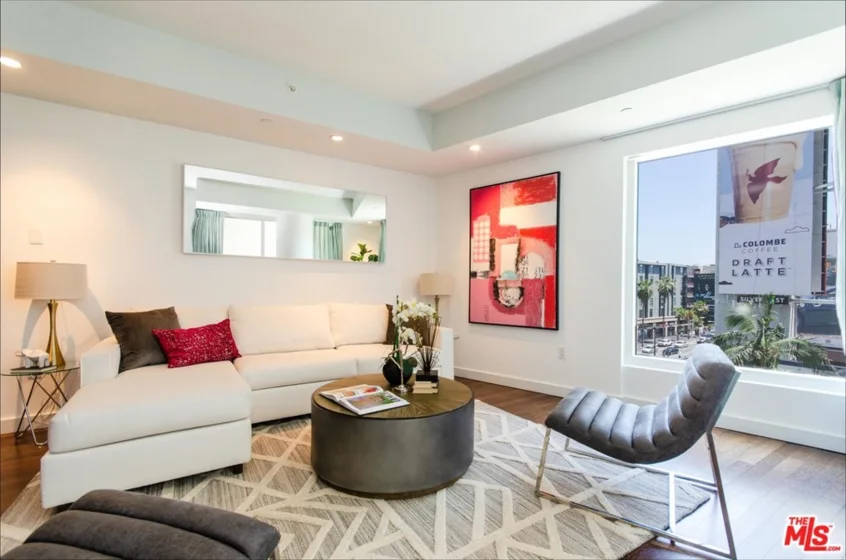 6250 Hollywood Boulevard #5B photo 1
