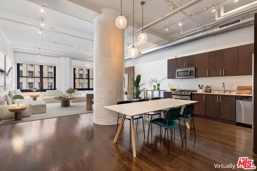 1645 Vine Street #504 photo 4