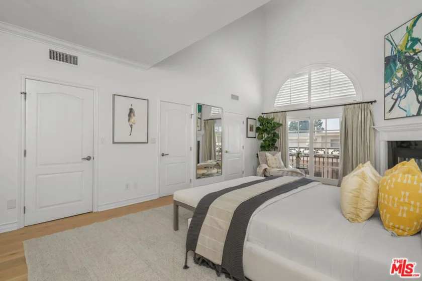 11723 Mayfield Avenue #4 photo 10