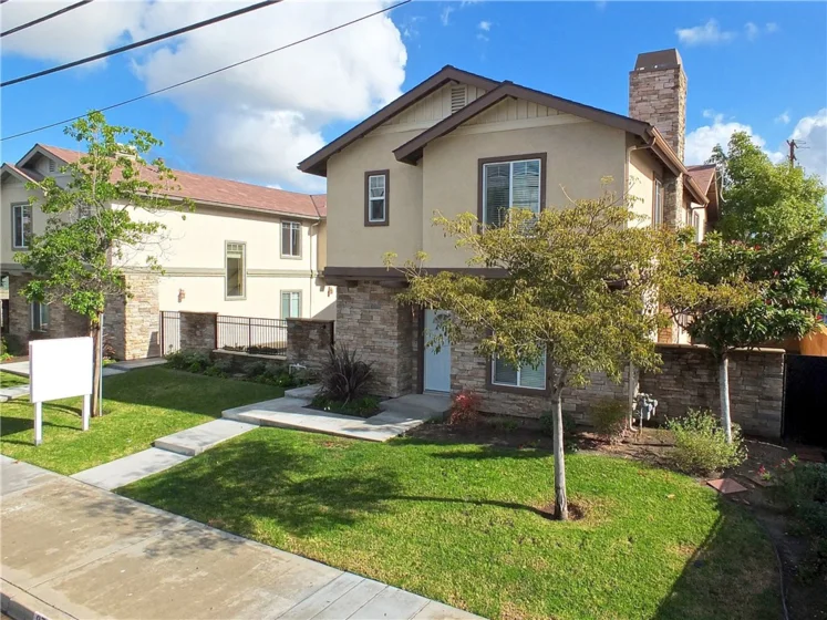 8752 Walker Street photo 1