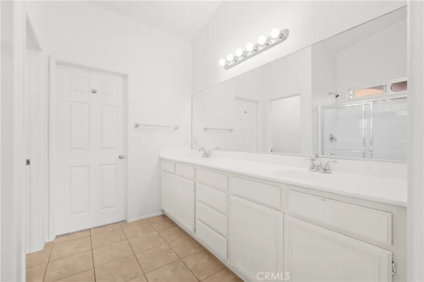 38354 Falcon Court photo 23