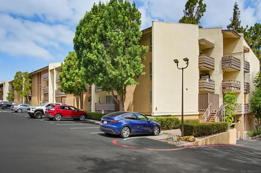 1621 S Hotel Circle #E231 photo 38