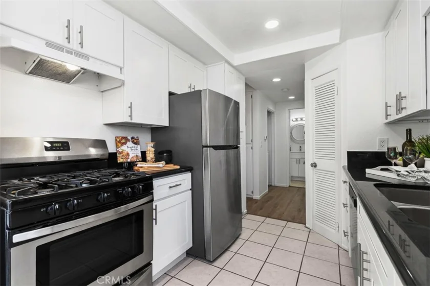 7129 Cerritos Avenue #7 photo 10