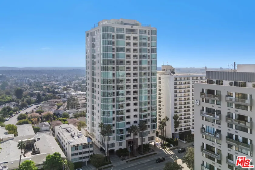 10380 Wilshire Boulevard #404 photo 1