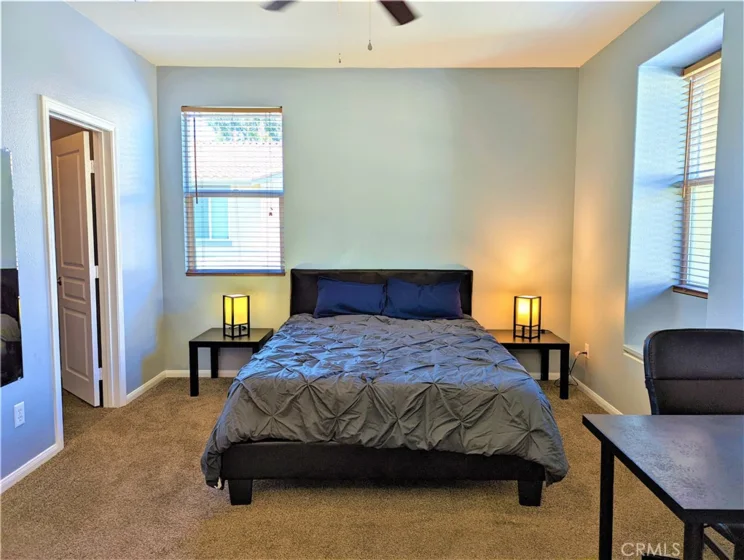 4300 Newton Avenue #94 photo 27