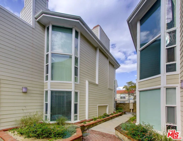 1717 Stoner Avenue #110 photo 1