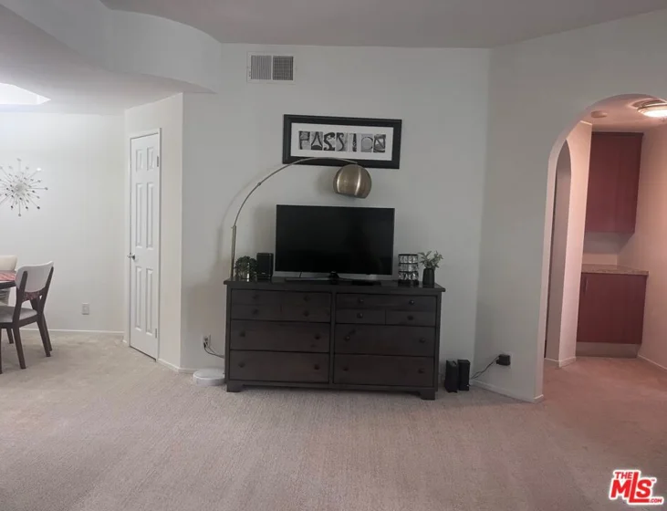 620 S Gramercy Place #339 photo 28