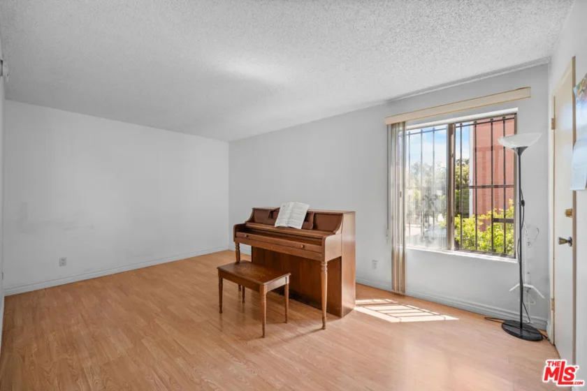 525 La Fayette Park Place #115 photo 16