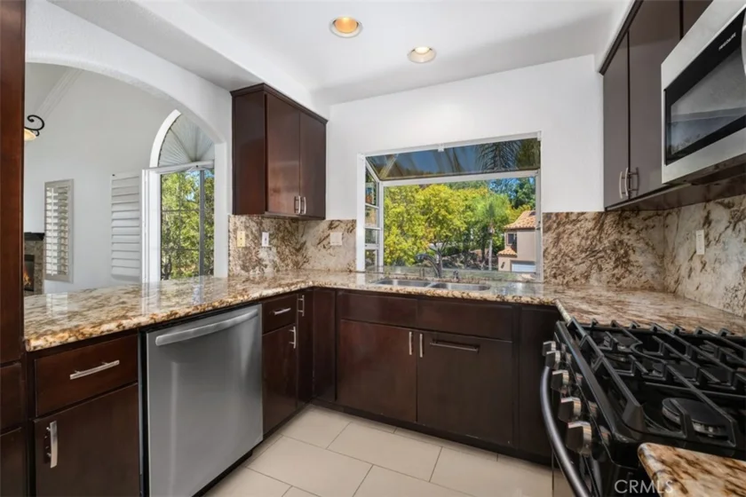 1 Via Abruzzi photo 9