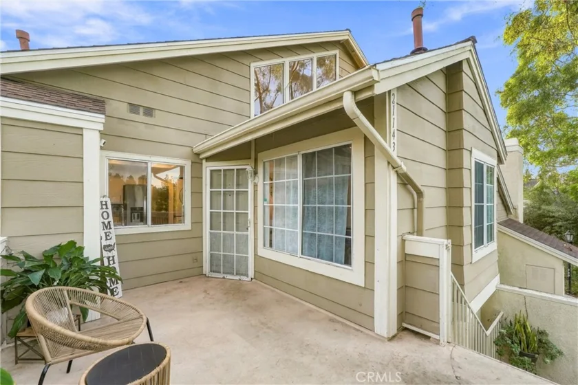 21143 River Glen photo 34
