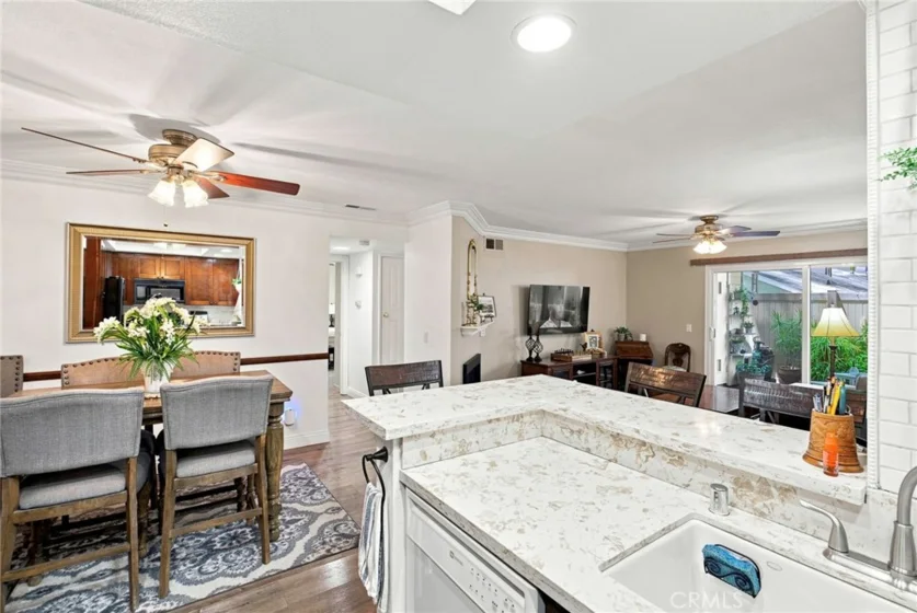 5841 Portsmouth photo 36