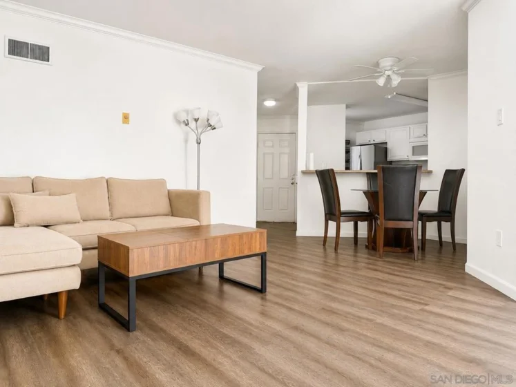 7405 Charmant Drive #1915 photo 15