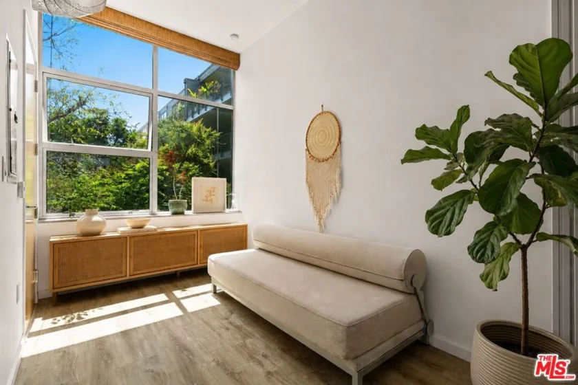 4080 Glencoe Avenue #214 photo 5
