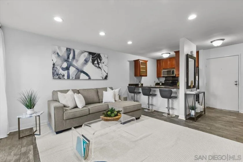 4860 Rolando Court #Unit 2 photo 2