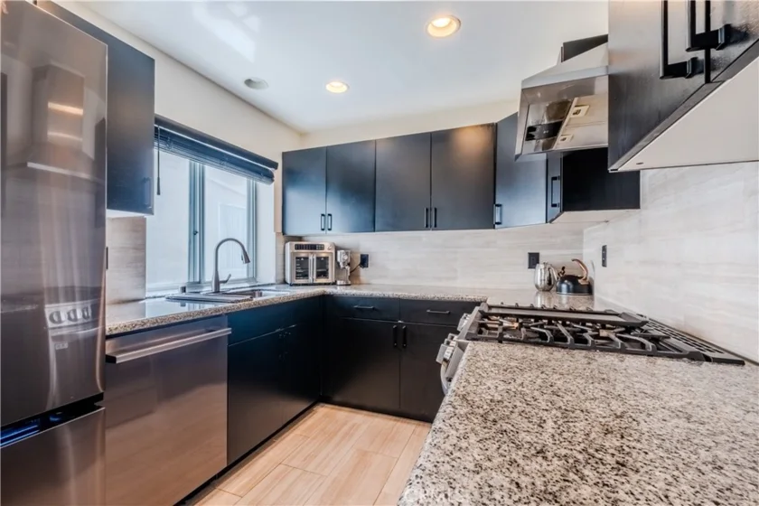 10911 Bluffside Drive #17 photo 7