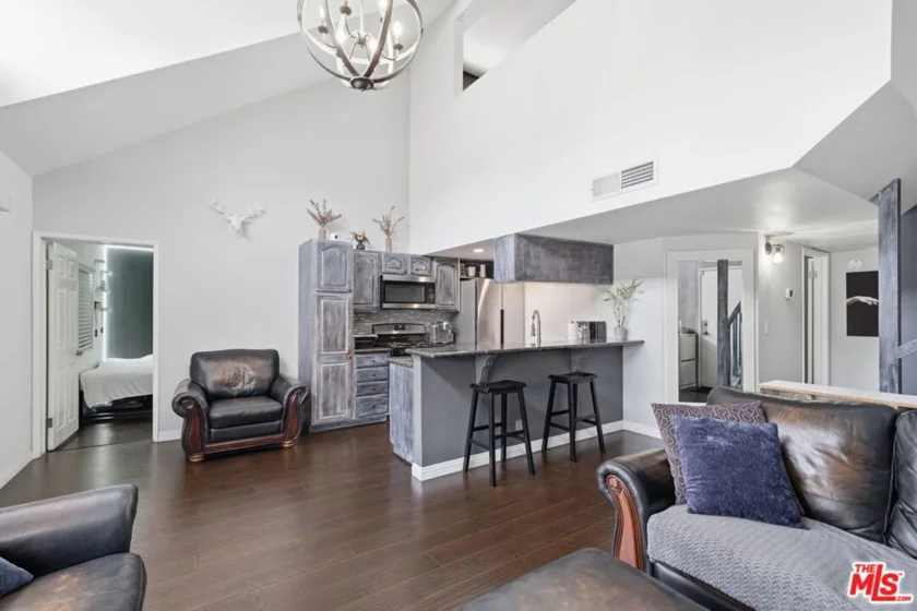 15946 Vanowen Street #209 photo 11