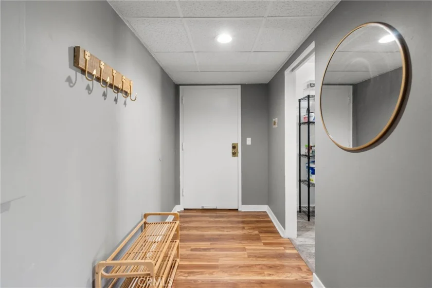 5454 Zelzah Avenue #309 photo 9