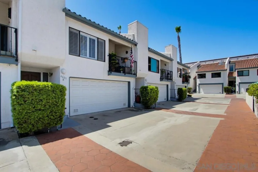 6601 Santa Isabel #B photo 5