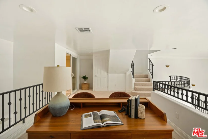 11982 Mayfield Avenue #D photo 12